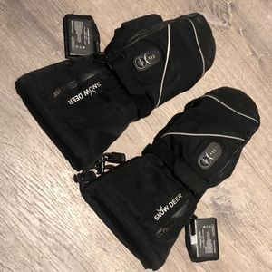 Snow Deer Heated Mittens
